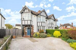 16, Lime Tree Avenue, Esher KT10 8JJ