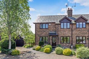 4, New Farm Court, Barrow, Chester CH3 7LS