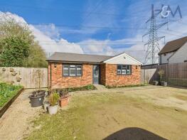 Little Orchard, Todds Green, Stevenage SG1 2JE