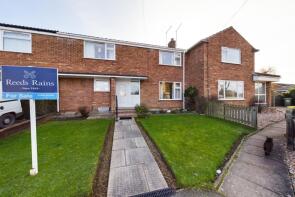 16, Moat Close, Coventry CV8 3BX