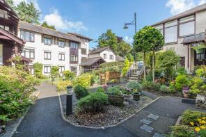 104, Elleray Gardens, Windermere LA23 1JE