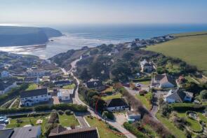 Waylea, Trenance, Mawgan Porth, Newquay TR8 4DA