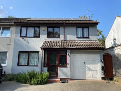 Abbey Way, Milton Keynes, Buckinghamshire, MK13