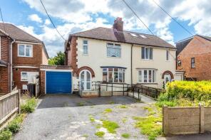 Lyndale, Rushden Road, Wymington NN10 9LH