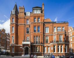 Flat 3, 19, Green Street, London W1K 6RD
