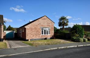 10, Four Acre Mead, Bishops Lydeard, Taunton TA4 3NW