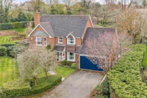 10, Swan Gardens, Tetsworth, Thame OX9 7BN
