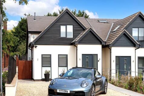 Inkerman Drive, Hazlemere, Buckinghamshire, HP15