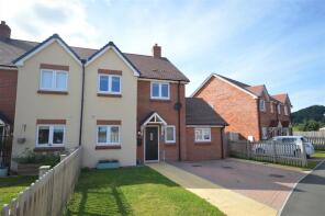 27, Watling Close, Hereford HR4 8FA