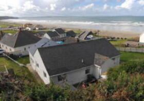 Swn Y Don, Newgale Hill, Newgale, Haverfordwest SA62 6AS