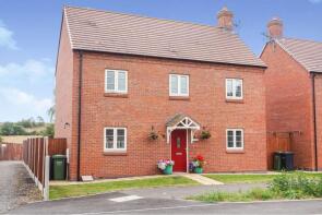 Tombette, Droitwich Road, Bromsgrove B60 4DB