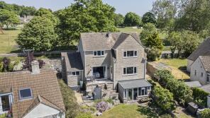 Meiktila, Lyndholme To Tivoli Eastcombe, Bussage, Stroud GL6 8BB