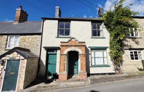 Red Lea, Chapel Lane, Brackley NN13 5TF
