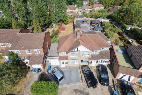 Silver Close,Harrow,HA3 6JT