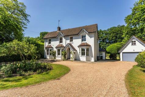 Birchwood Grove Road, Burgess Hill