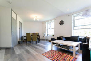 Flat 15, Banks House Rockingham Estate, Rockingham Street, London SE1 6QQ