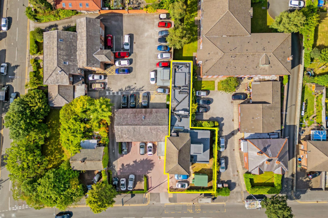 Aerial yellow edge.png