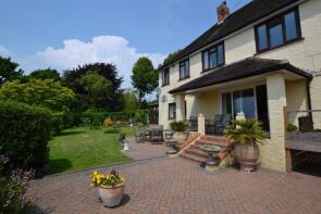 Spindrift, Barrack Hill, Hythe CT21 4BY