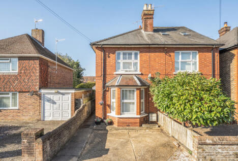 Lumley Road, Horley, Surrey, RH6
