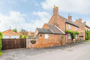15 Plumtrees House, Farmer Street, Nottingham NG11 6PE