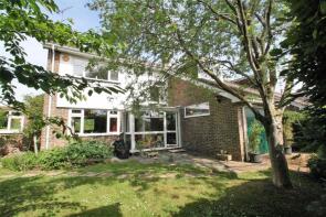 15, West Meade, Liphook GU30 7NB
