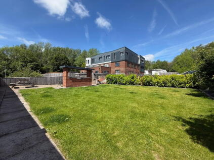 Baggeridge House, Roadstone Drive, Baggeridge Village,