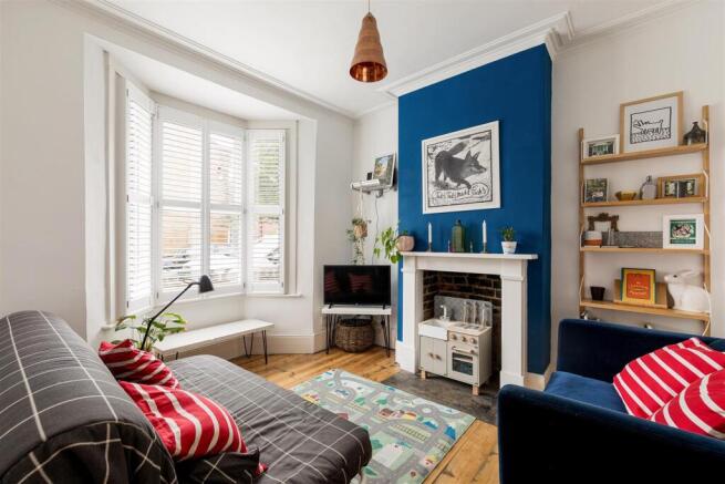Eric Road E7