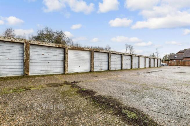 Driveway/Parking