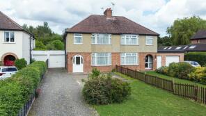 25, London Road, Harston CB22 7QQ