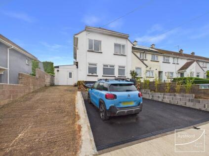 Pembroke Road, Paignton