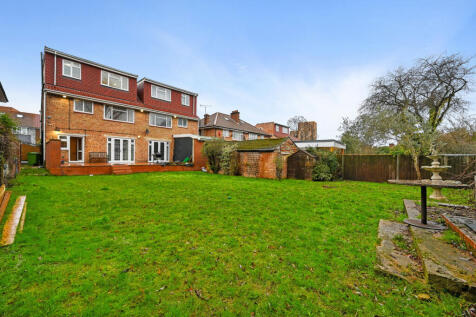 Bowes Road, London, W3 7