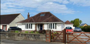 53 Newlands, Gowerton Road, Three Crosses, Swansea SA4 3PY