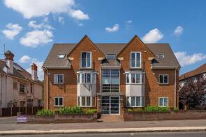 Flat 2, 123 Jasper Court, Station Road, Hendon, London NW4 4PF