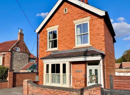 High Street, Collingham, NG23