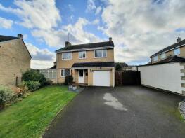 9, Meadow View, Barwick, Yeovil BA22 9UL