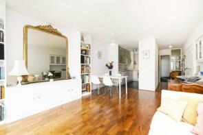 90, Andrewes House, Andrewes Highwalk, Barbican, London EC2Y 8AY