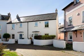 40, Shoreside, Teignmouth TQ14 0BP