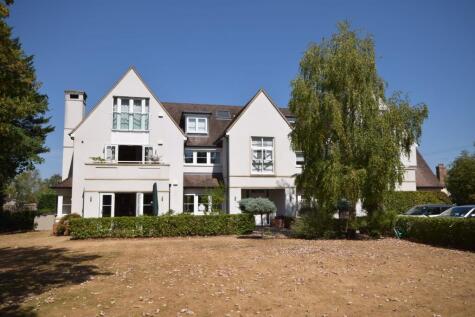 Westbourne Place, Farnham, Surrey, GU9
