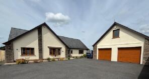 3, Llys Yr Onnen, Ffairfach, Llandeilo SA19 6PA