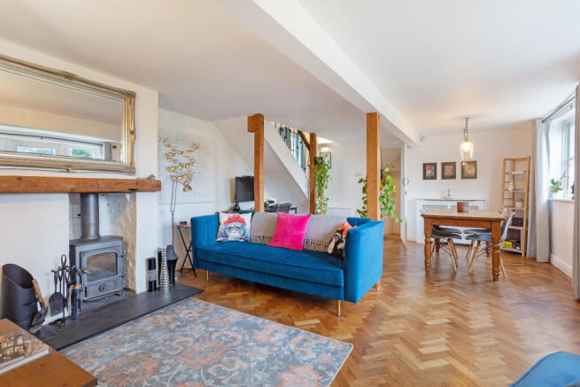 Sitting/Dining Room
