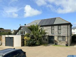 1 The Bowgie, Trevarrian Mews, Road From Shrub Cottage To Junction North Of Deer Crest, Trevarrian, Newquay TR8 4AU