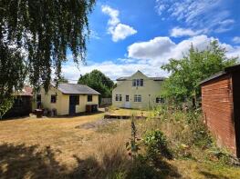 4 Westwood, Hull Lane, Ware SG11 2PF