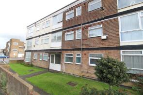 Flat 1, Castle Court, Castle Lane, Hadleigh, Benfleet SS7 2AE