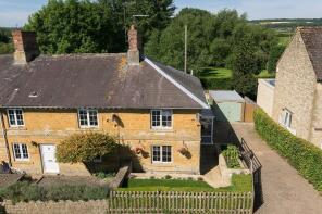 4, Lower Folly Cottages, B4479 Railway Line To Ebrington Parish Boundary, Chipping Campden GL55 6XF