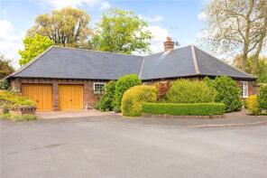 14 Nethercott, Admirals Walk, Chichester PO18 9LB