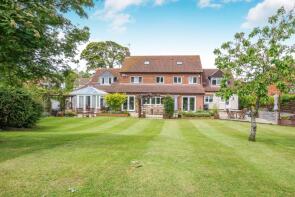 Briarwood, Main Street, Grantham NG33 4EJ