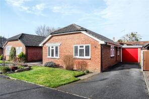 25, Laurel Close, North Warnborough, Hook RG29 1BH