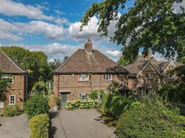 35, Bell Road, Horsham RH12 3QJ