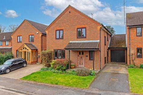 Ash Grove, Wheathampstead, St. Albans