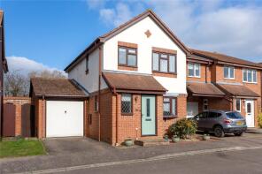 9, Bedford Close, Hitchin SG5 3PL